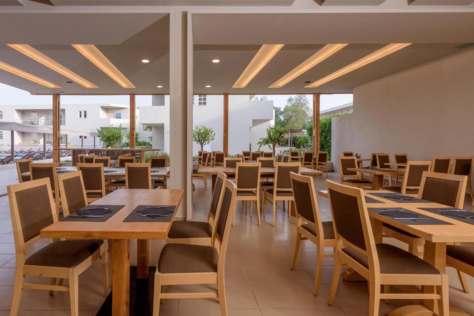 Zeus Hotels Ydoria Resort Аделианос Кампос Экстерьер фото